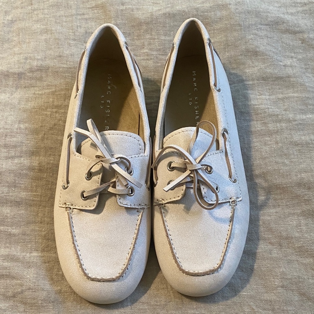 New Marc Fisher LTD Uleena Beige Suede Lace-Up Boat Loafers